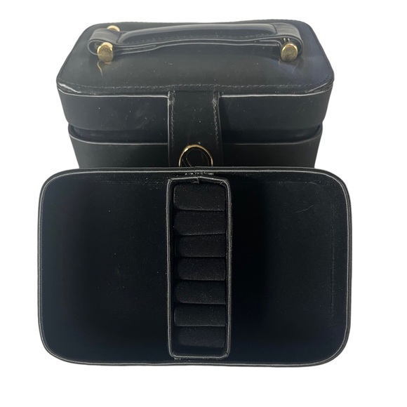 Small Jewelry Case w/Tray-New! - Picture 3 of 8